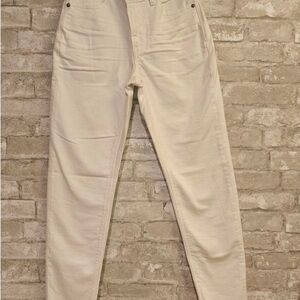 American Eagle White Stretch Jeans